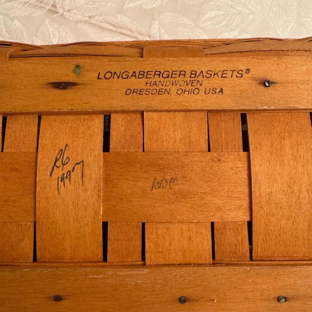 Longaberger Handwoven Basket in Rich Brown with lining FINAL SALE